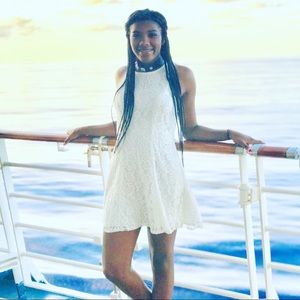 Meet your Posher, Joia